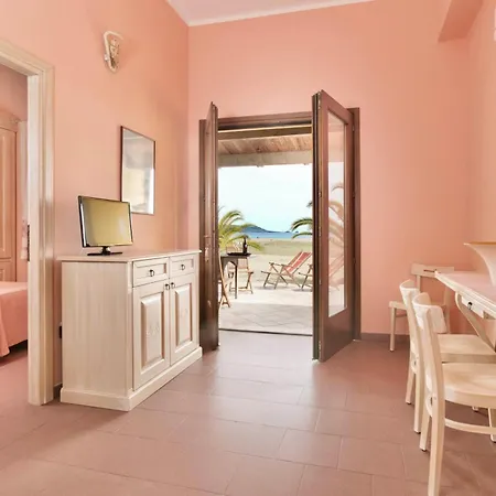 Aparthotel With Private In Just 100 Meters From The Sea
