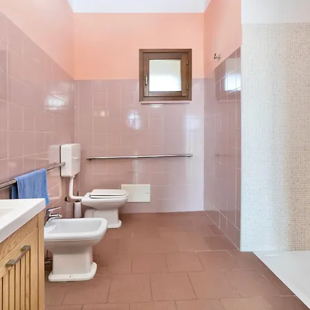 With Private In Just 100 Meters From The Sea Aparthotel Bosa Marina